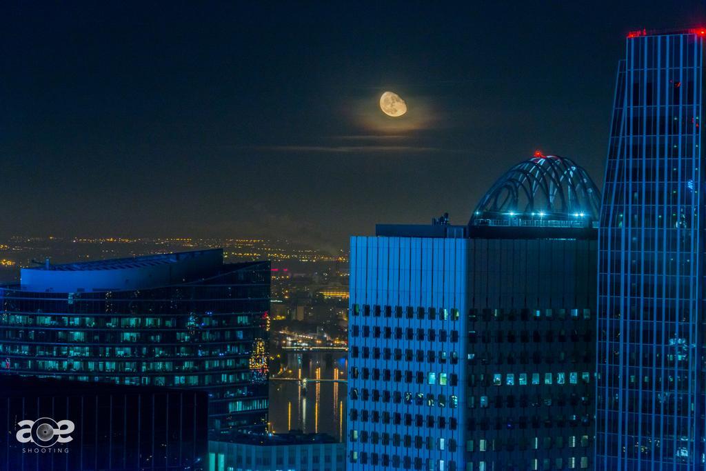 Paris La Defense Studio Пюто Екстериор снимка