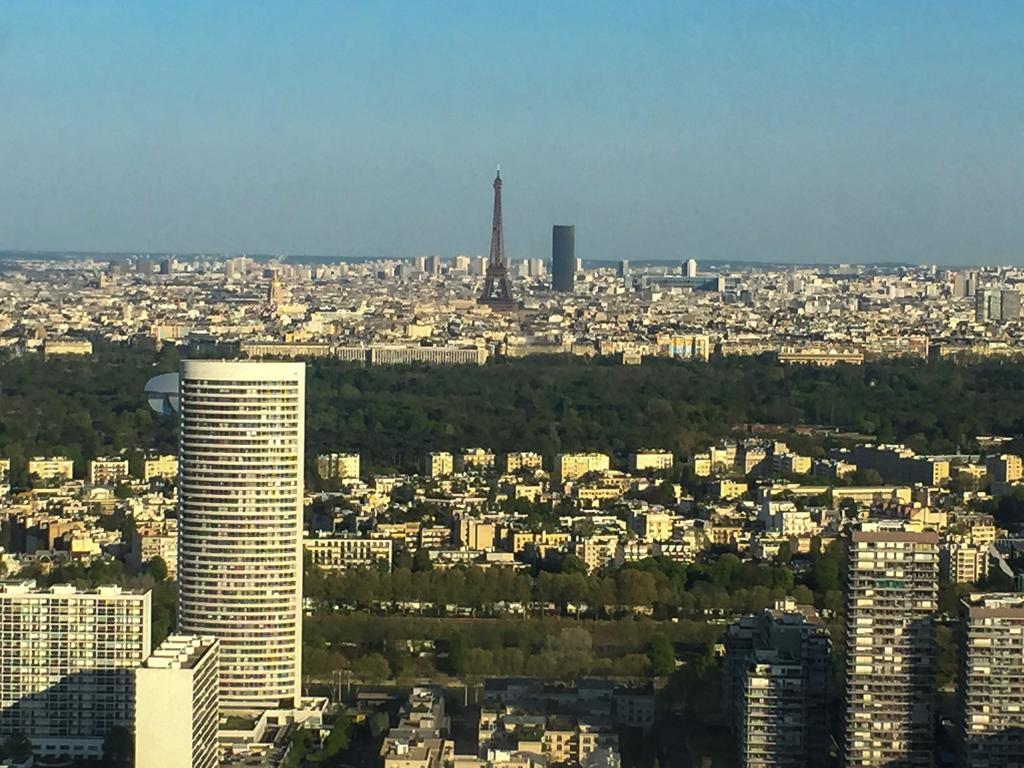 Paris La Defense Studio Пюто Екстериор снимка